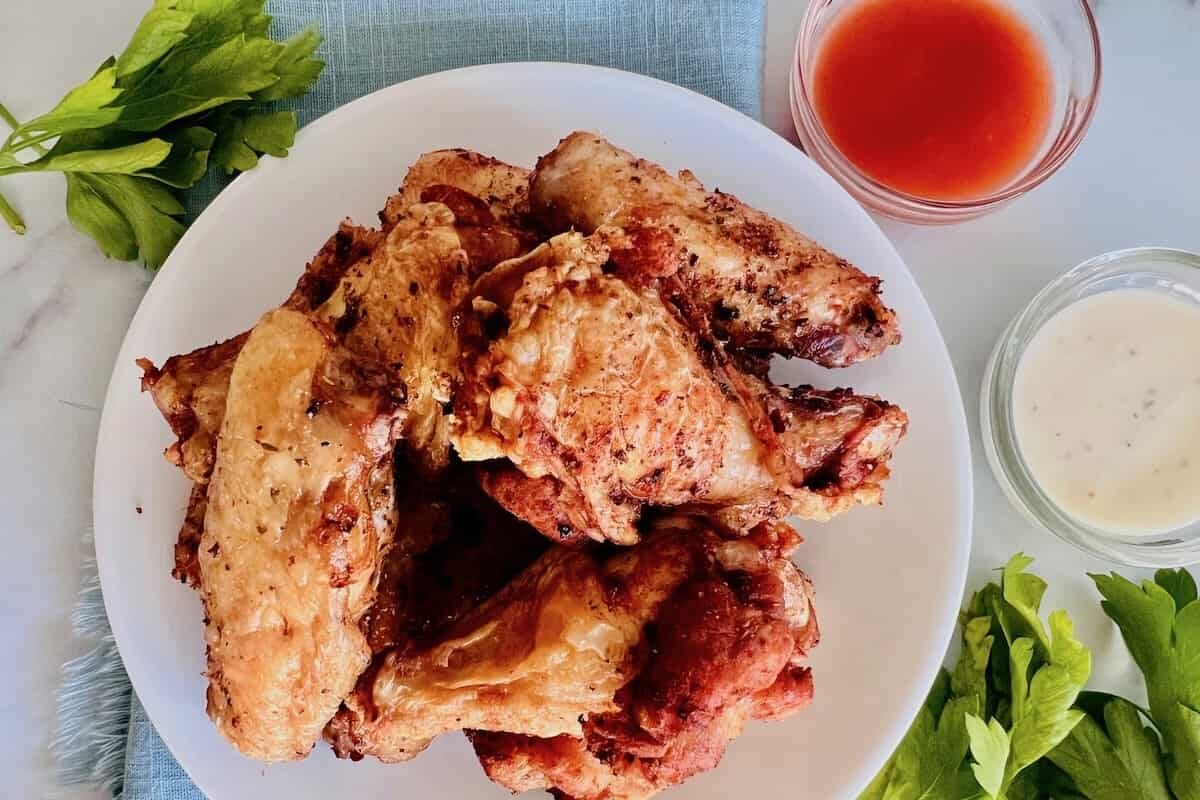 signature naked chicken wings